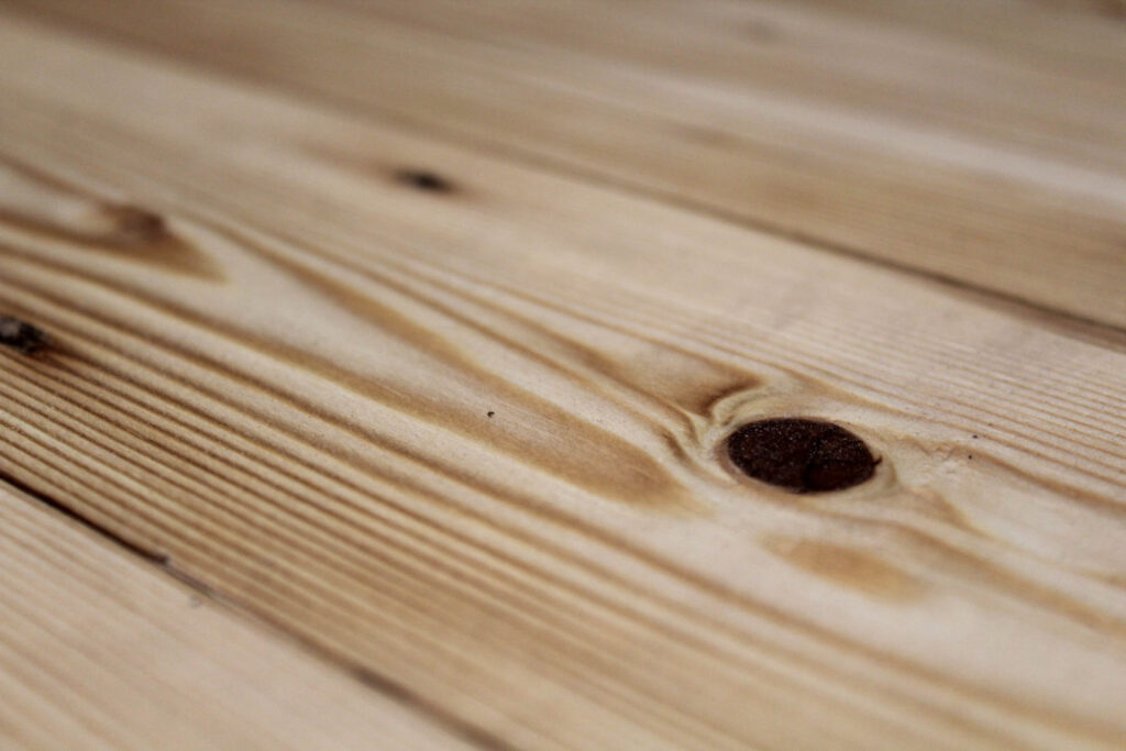 baltic pine-raw