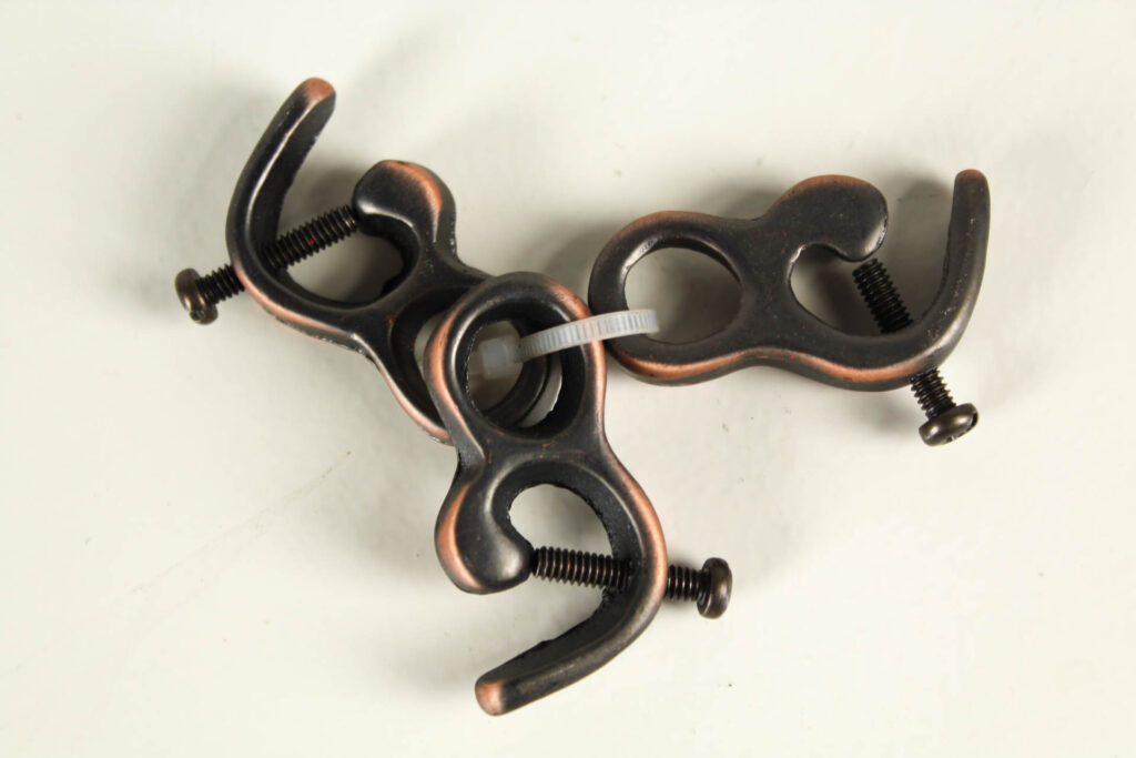 Florentine Bronze Gravity Hooks