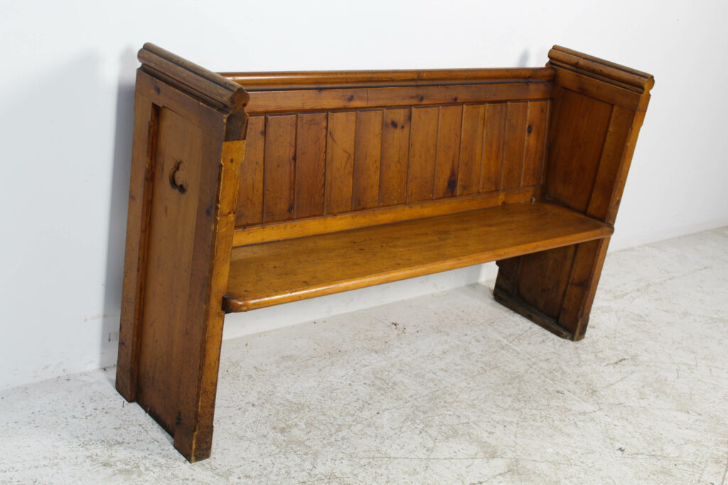 Custom size Pew